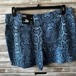 🐍 NWT INC Snakeskin Shorts Size 14 Blue High Rise Stretch Summer